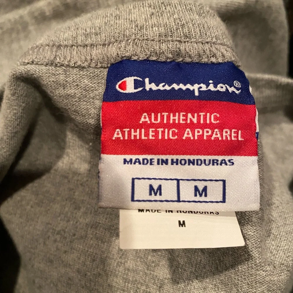 Champion Logo Men’s T-Shirt - Picture 7 of 7
